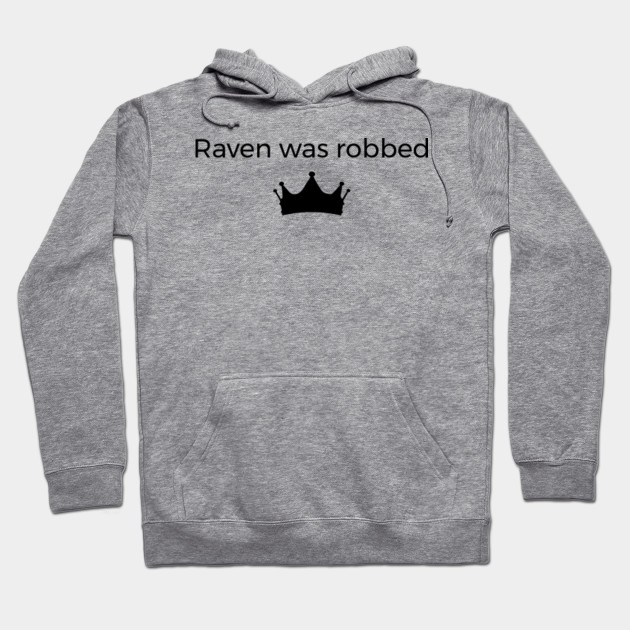 Raven was robeed